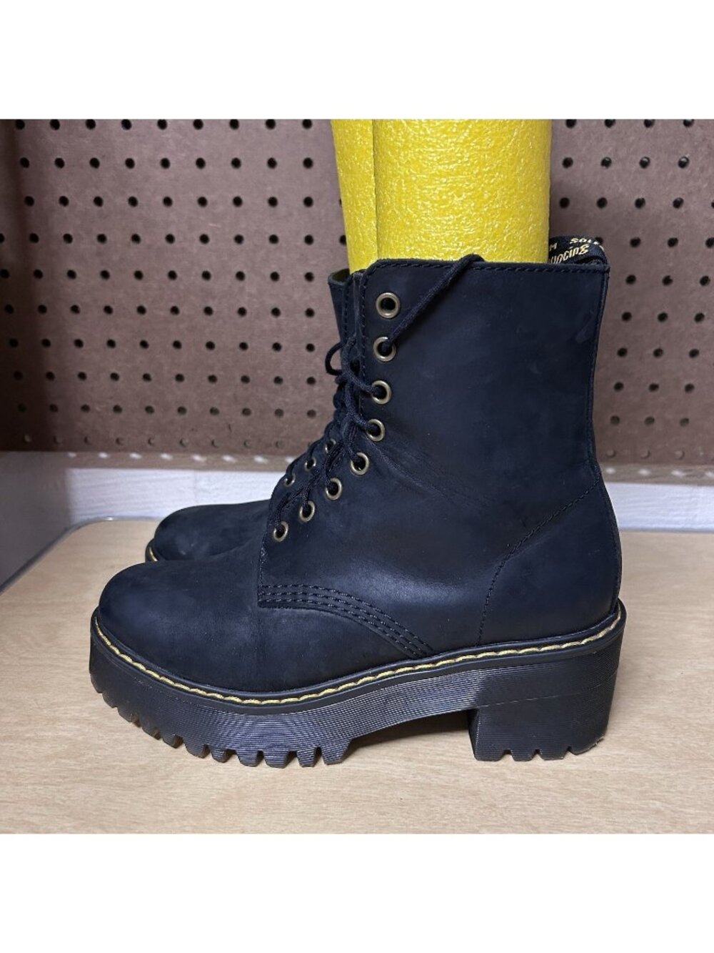 Dr. Martens Shriver Hi Black Leather 8-Eye Platform Boots Women's Size 7